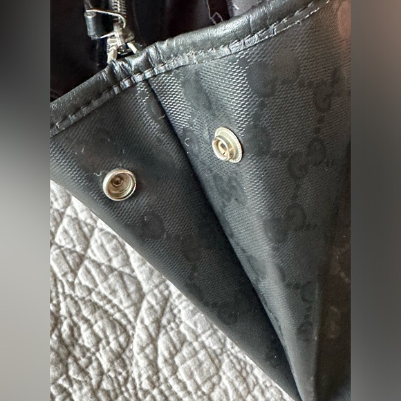 Gucci Implement black tote back Great condition Double handles black - Picture 10 of 16